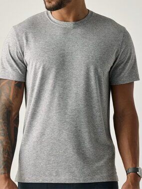 🔥 NWT Huckberry Proof Sol Performance T-Shirt – Men’s Medium